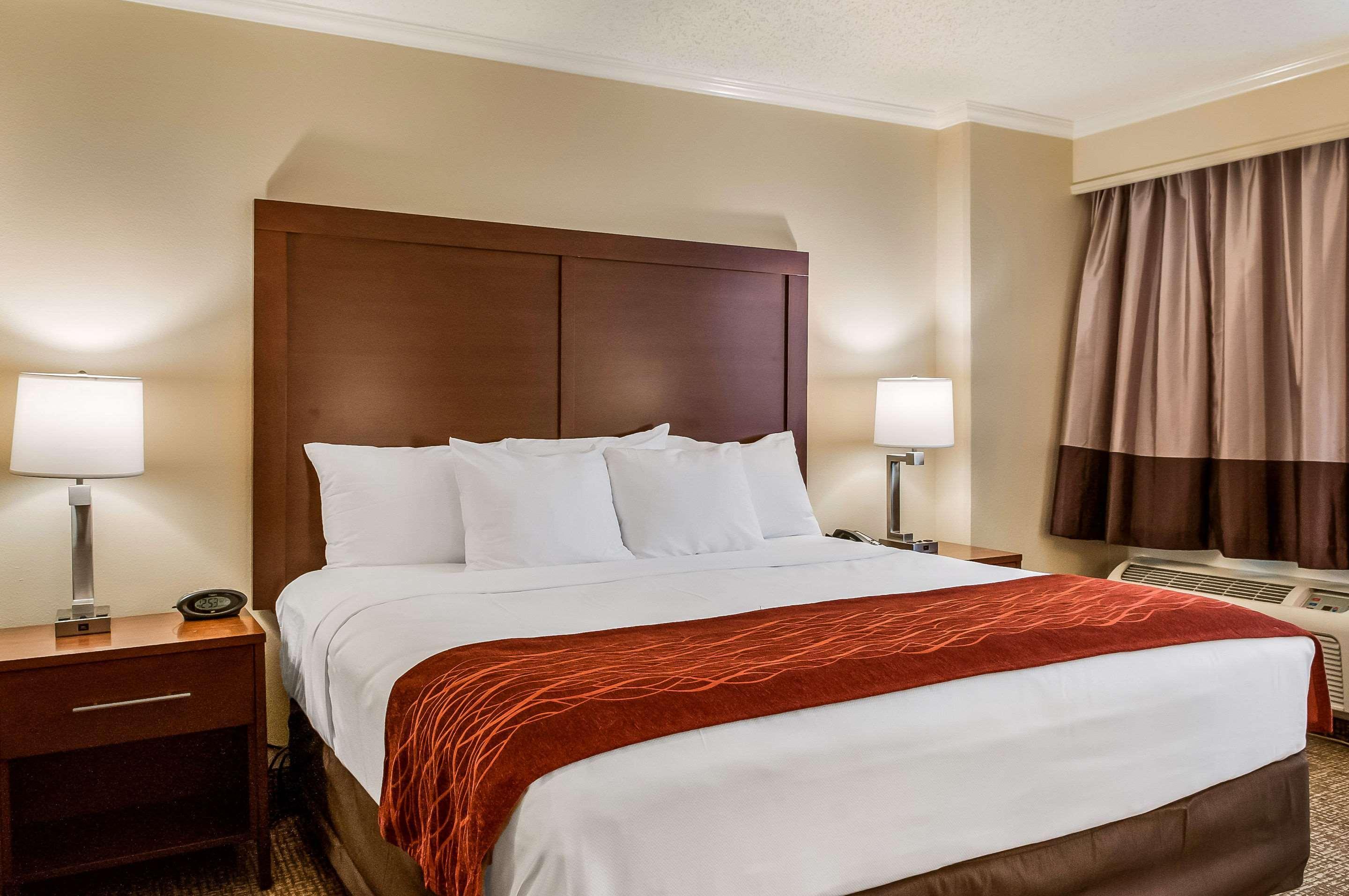 מטיירי Comfort Inn & Suites At Copeland Tower מראה חיצוני תמונה