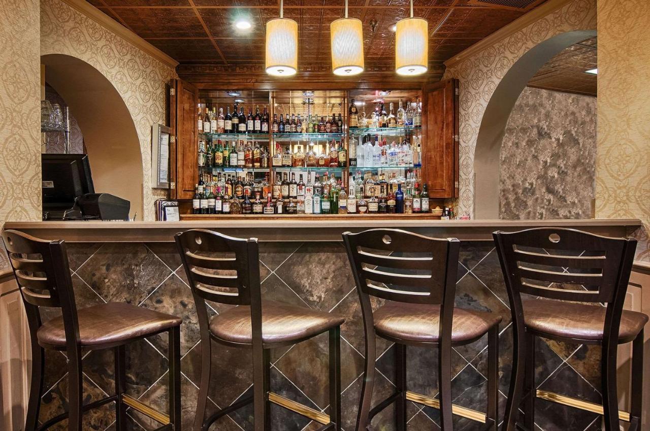 מטיירי Comfort Inn & Suites At Copeland Tower מראה חיצוני תמונה