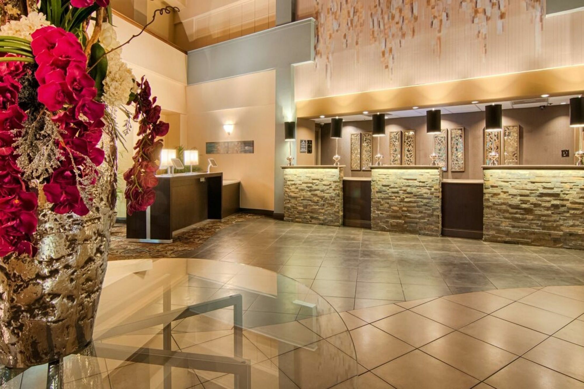 מטיירי Comfort Inn & Suites At Copeland Tower מראה חיצוני תמונה